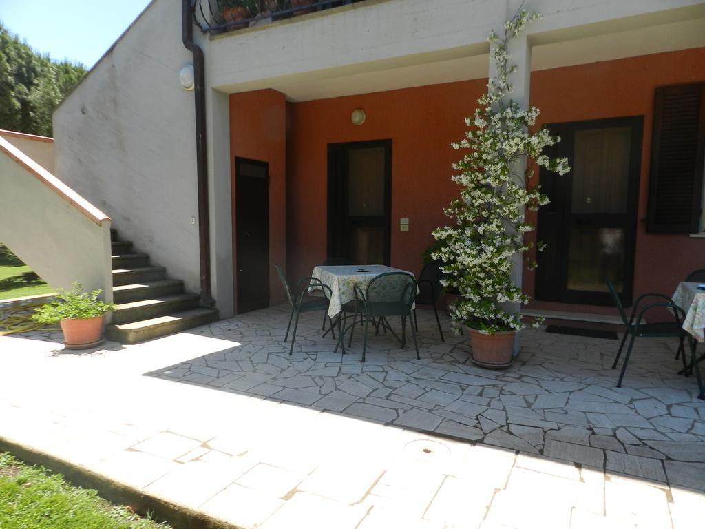 Agriturismo Fusini 马利亚诺因托斯卡纳 外观 照片